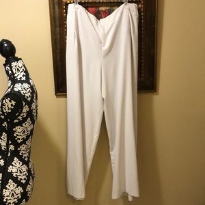 Alice + Olivia Classic lightweight faux pockets, belt loops, zipper fly wide leg